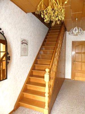 Eichenholztreppe zum OG