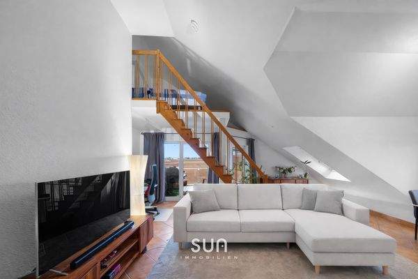 LICHTDURCHFLUTETES WOHNZIMMER - (visualisiert)