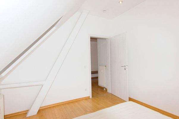 Schlafzimmer (Bild 2)