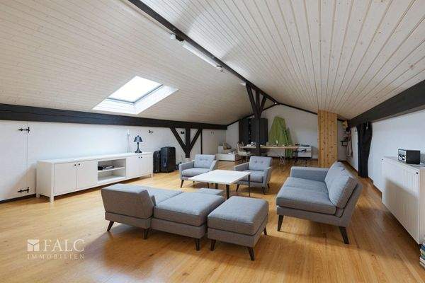 Dachgeschoss - Möbelierungsbeispiel