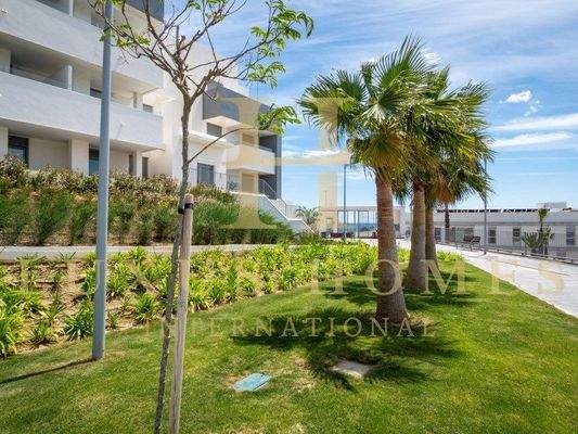 db912a6d-75f9-44b4-be24-b9f09fa7ab63