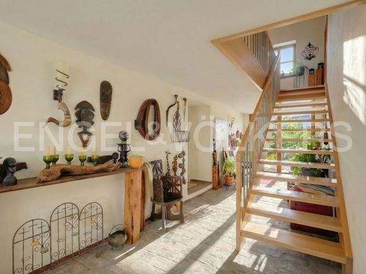 Treppenhaus EG zu OG