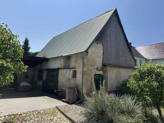 Scheune einschl. Garage