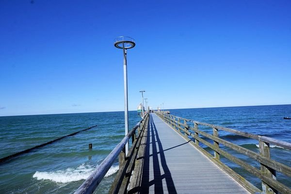 Strand und Seebrücke Zingst (7).JPG