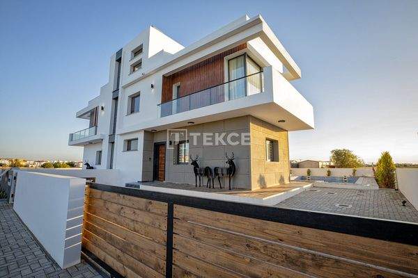 Elegant Houses Near the Beaches in North Cyprus Gazimağusa