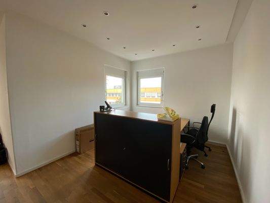 Andernacher Straße 18-18