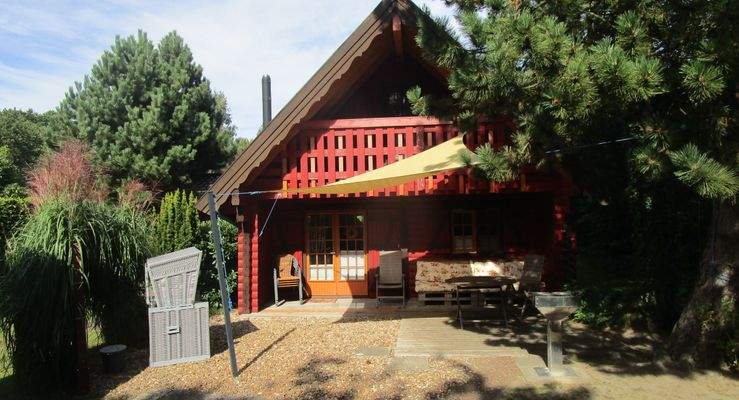 2. Südseite des Ferienhauses..JPG