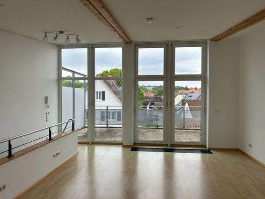 Wohnbereich Blick zur Dachterrasse.jpg