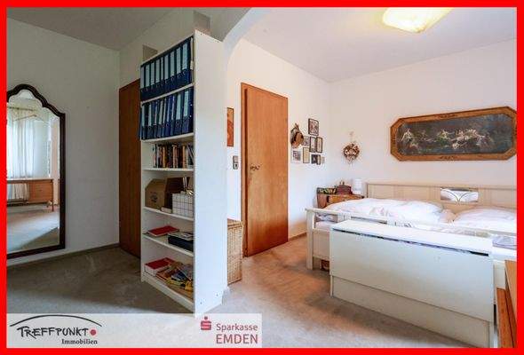 Schlafzimmer im Erdgeschoss, Ansicht 1