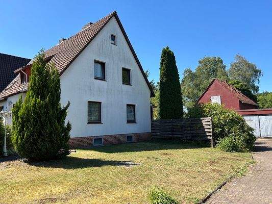 3031 Seitenansicht vom Hof