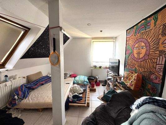 DG 2-Zimmer: Wohnzimmer 