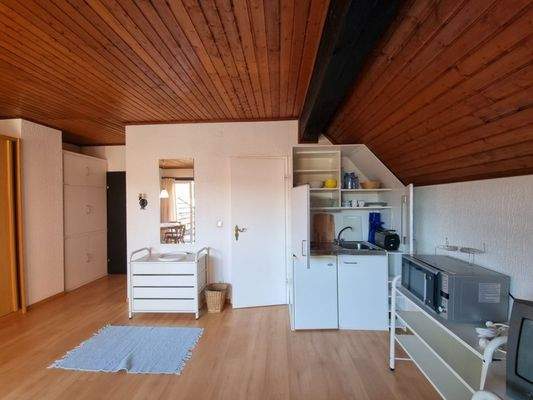 Wohnbereich mit Küchenecke