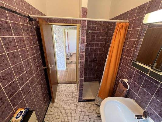 Badezimmer EG