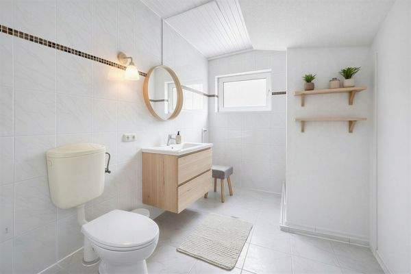 EG Badezimmer, Wohnbeispiel Virtual Staging