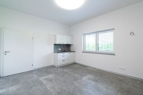 Löwen-Immobilien-Gewerbeobjekt-Büroräume-Gemeinsch