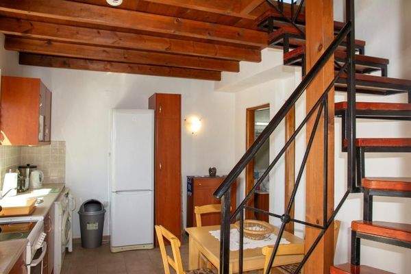 Kreta, Maleme: Traditionelles kretisches Haus zu verkaufen, nur wenige Schritte vom Strand entfernt