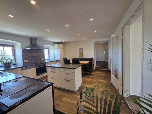 WhatsApp Image 2025-10-13 at 09.02.35.jpeg