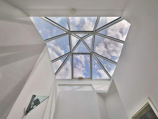 Besonderes Lichtkonzept im Dachgeschoss
