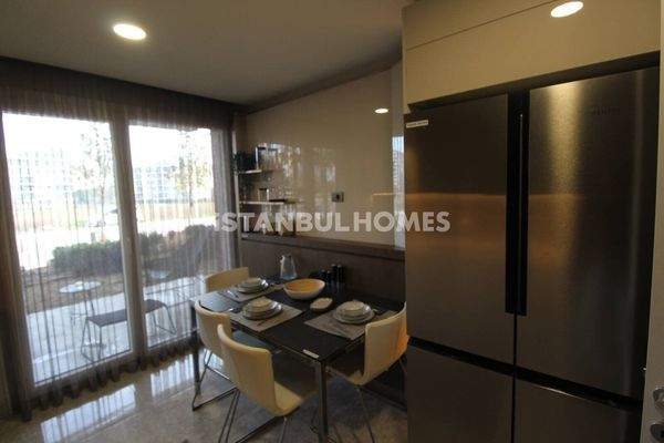 Luxe Flats with High Investment Potential in Beylikduzu