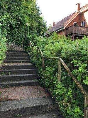 1464 Treppe zum Hauseingang