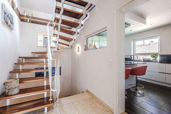 Breiter Treppenaufgang