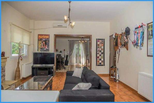 bfe63b3bcc8d4614851ed8a941d3efd7-original