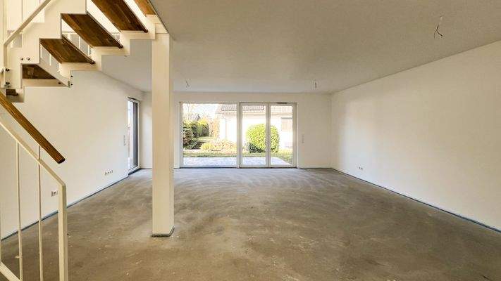 KH39 heller Wohn-Essbereich