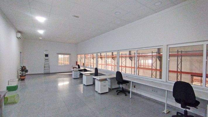 2536M Andalusien, Arcos de la Frontera, finca mit Lagerhallen, Stierkampfarena, Haus, Eventlocation zu verkaufen