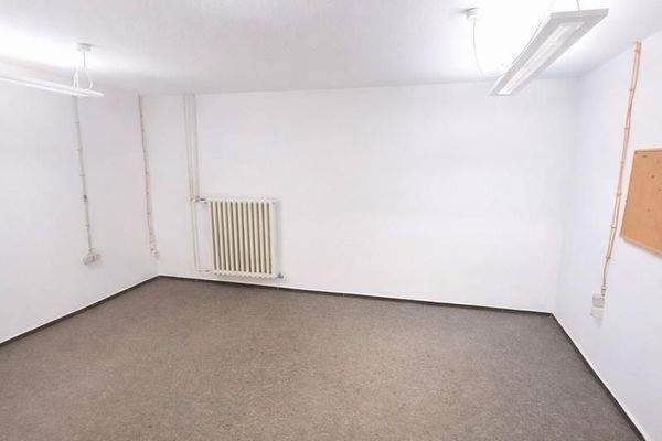 Ehemaliges Büro im Vollkeller