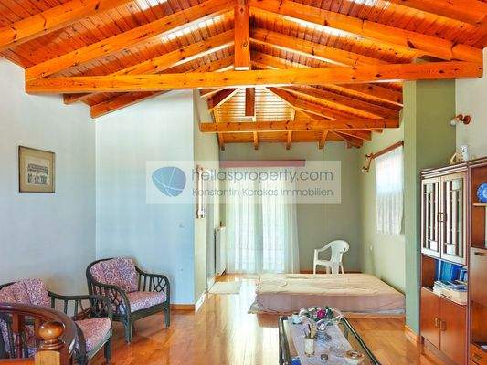 cfc8f54a9917466fb11b80313f107723-original