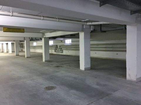 Schwerin Garage, Schwerin Stellplatz