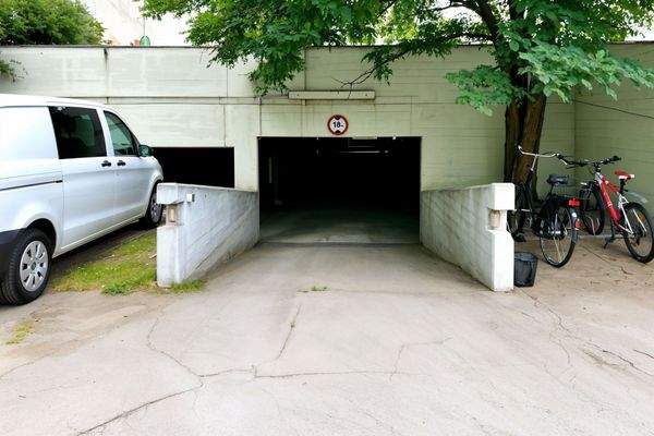 Einfahrt Tiefgarage