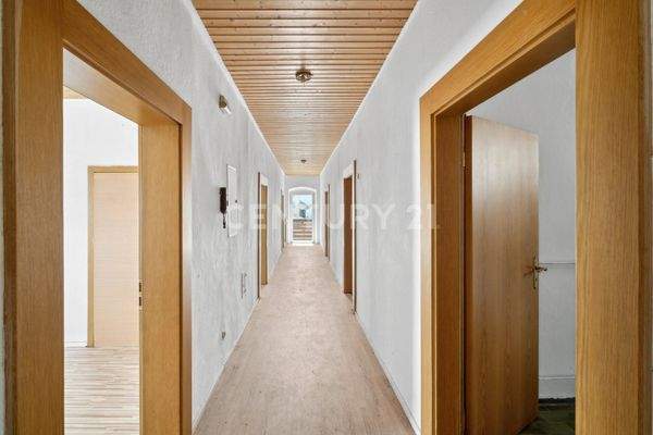 Wohnung Nr. 1 Obergeschoss, Bahnhofstr. 6+8