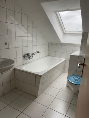 Badezimmer mit Badewanne