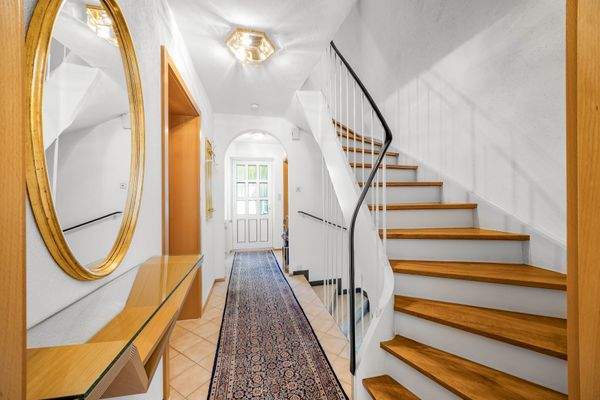 Eingangsbereich im EG (Reiheneckhaus)