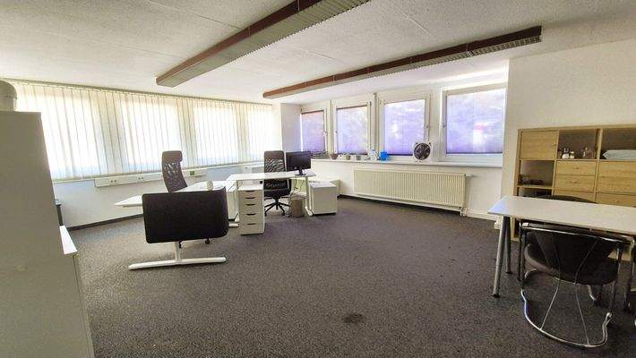 Büroräume-Gagarin-Straße-03.jpg
