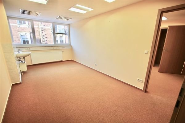 Behandlung/Büro