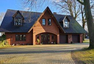 3315001.jpg