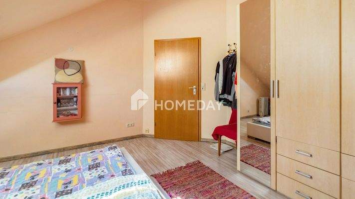 1. OG Schlafzimmer 2