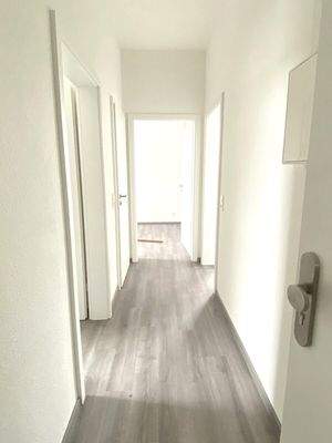 Wohnungseingang und Flur