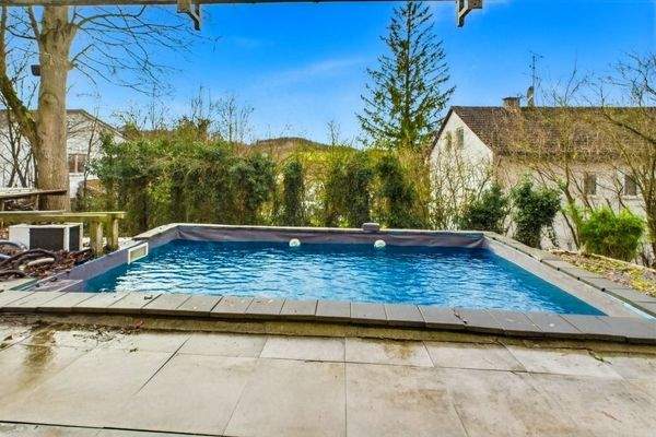 Beheizter Außenpool