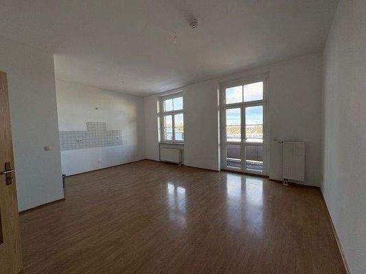 Wohnzimmer mit Küche.jpg