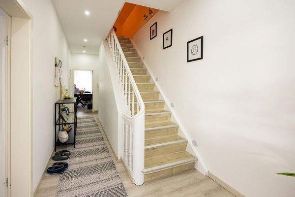 1. OG: Diele, Treppenhaus