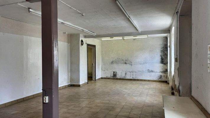 ehem. Ladengeschäft im EG