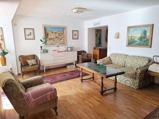 Wohnzimmerbereich im Apartment, KG.jpg