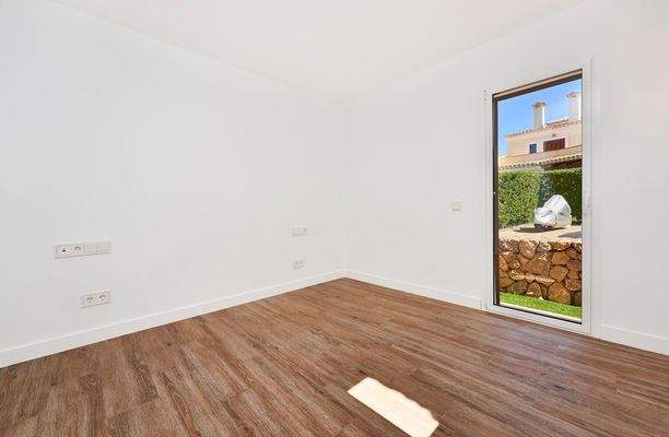 B9.1-Marina Golf-villa45-bedroom-May2025.jpg