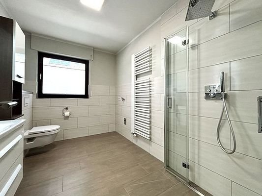 Charmantes Einfamilienhaus mit großem Garten