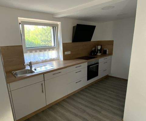 Ziemlich neue Küche (kann hinzu erworben werden)