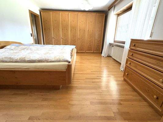 EG Schlafzimmer Blick 1.jpg