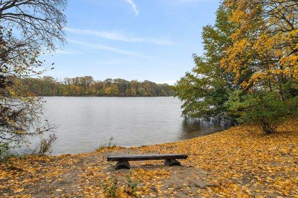 nur 100 Schritte zur Badestelle